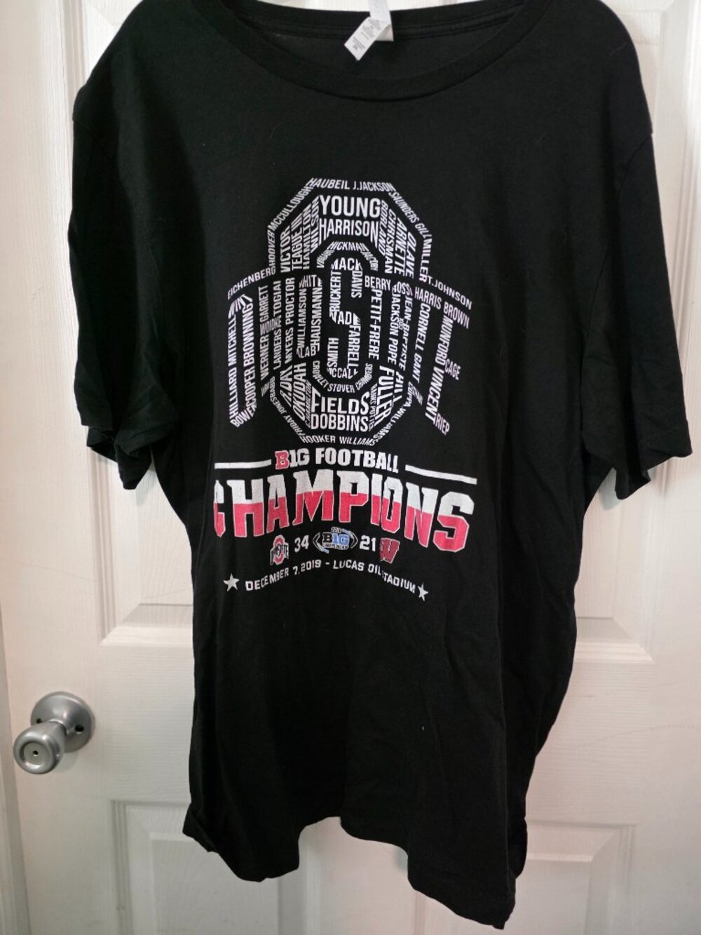 Lot of 6 Men's XL and 2XL Ohio State Buckeye T-Shirts - EUC!